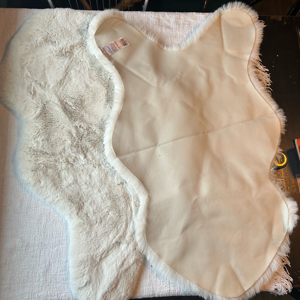 Faux fur rugs